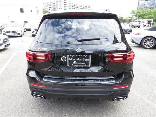 2024 Mercedes-Benz GLB 250 4MATIC