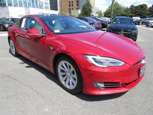 2018 Tesla Model S 75D