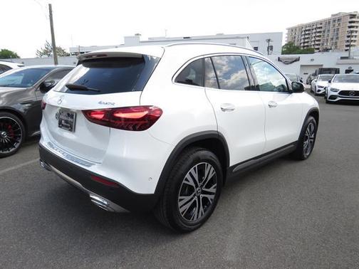 2025 Mercedes-Benz GLA 250 4MATIC