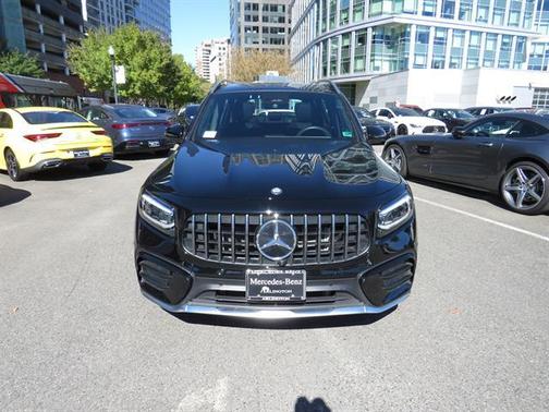 2025 Mercedes-Benz AMG GLB 35 4MATIC