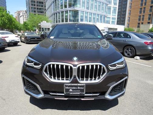 2023 BMW X6 xDrive40i