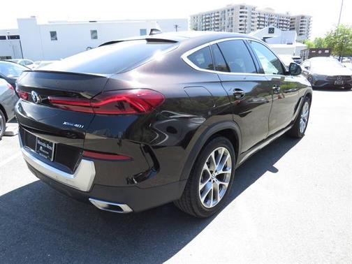 2023 BMW X6 xDrive40i