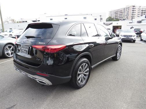 2025 Mercedes-Benz GLC 300 4MATIC