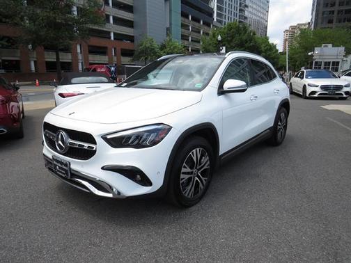2025 Mercedes-Benz GLA 250 4MATIC