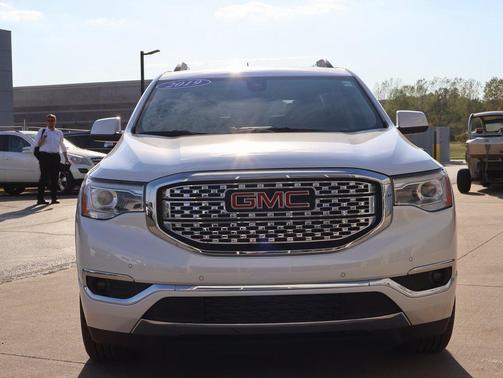 2019 GMC Acadia Denali