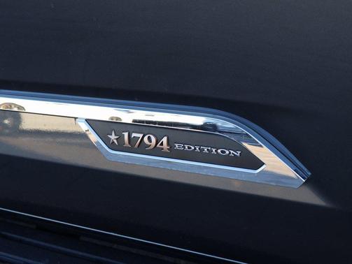 2025 Toyota Sequoia Base