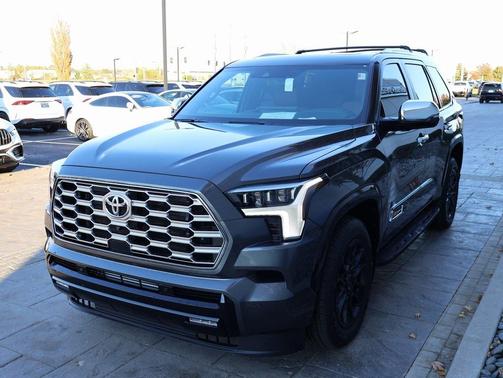 2025 Toyota Sequoia Base