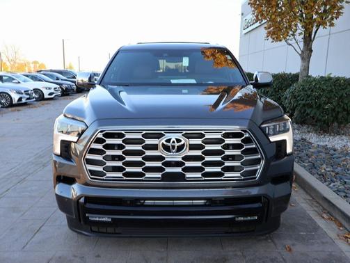 2025 Toyota Sequoia Base