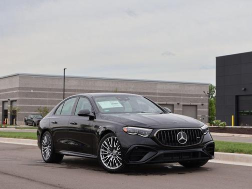 Obsidian Black Metallic 2026 Mercedes-Benz AMG E 53 E 4MATIC+