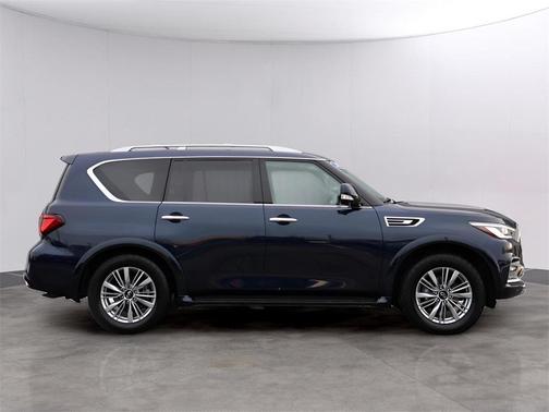 2021 INFINITI QX80 Luxe