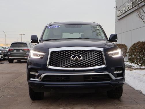 2021 INFINITI QX80 Luxe