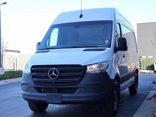 2024 Mercedes-Benz Sprinter 2500 Standard Roof