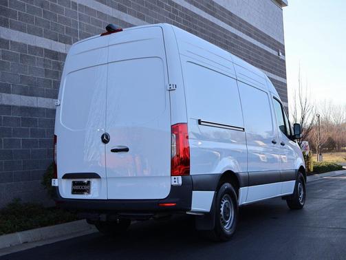 2024 Mercedes-Benz Sprinter 2500 Standard Roof