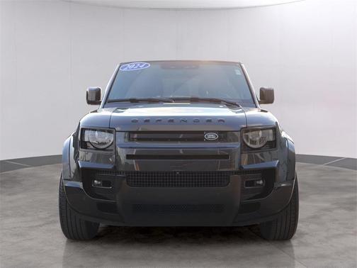 2024 Land Rover Defender 90 P400 X-Dynamic SE