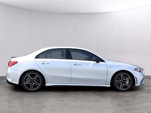 2021 Mercedes-Benz AMG A 35 4MATIC
