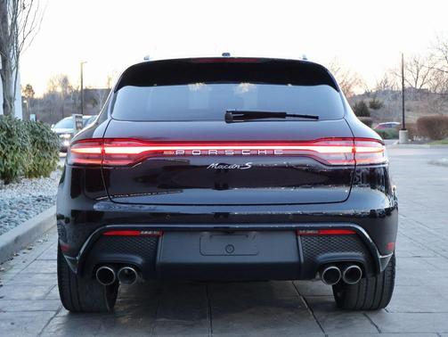 2025 Porsche Macan S