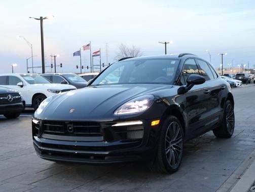 2025 Porsche Macan S