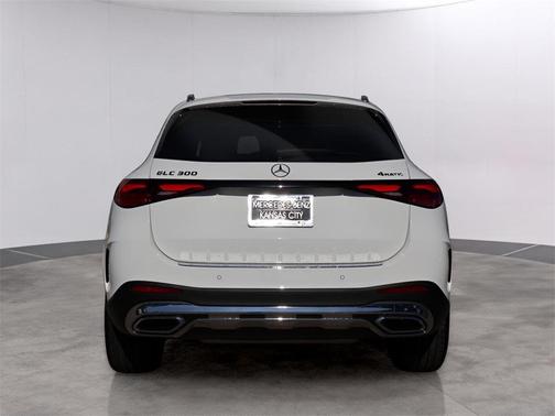 2025 Mercedes-Benz GLC 300 4MATIC