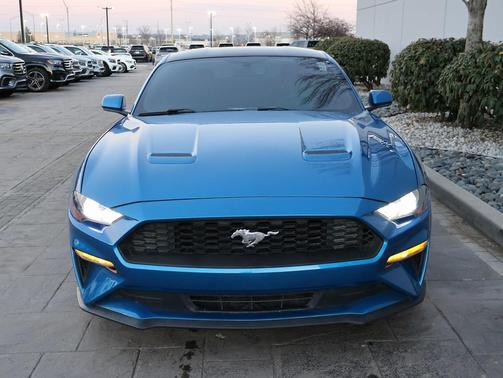 2019 Ford Mustang EcoBoost