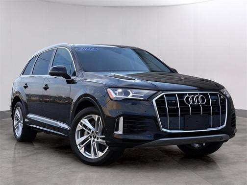2022 Audi Q7 55 Premium Plus