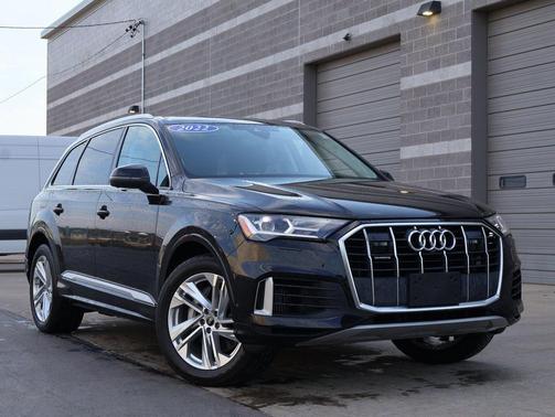 2022 Audi Q7 55 Premium Plus