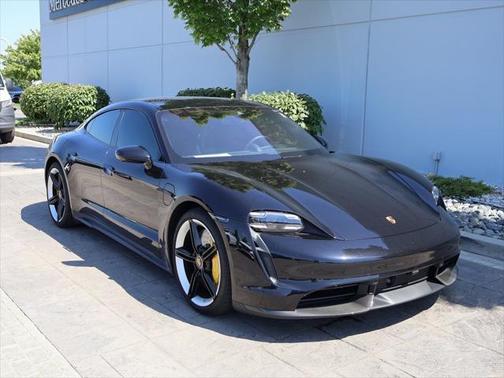 2022 Porsche Taycan Turbo S