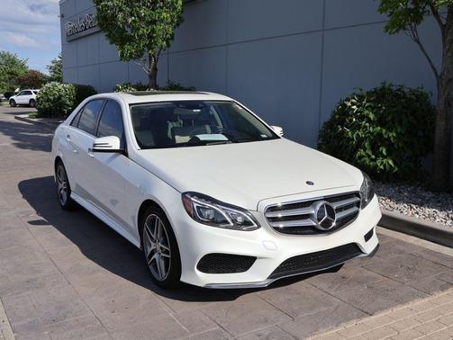Diamond Silver Metallic 2016 Mercedes-Benz E-Class 4MATIC