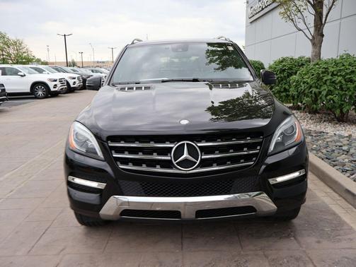 Black 2013 Mercedes-Benz M-Class 4MATIC