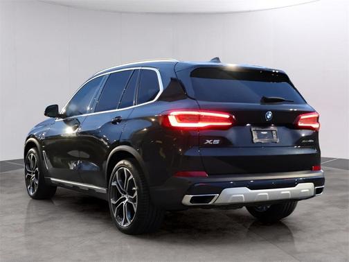 2022 BMW X5 PHEV xDrive45e