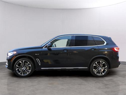 2022 BMW X5 PHEV xDrive45e