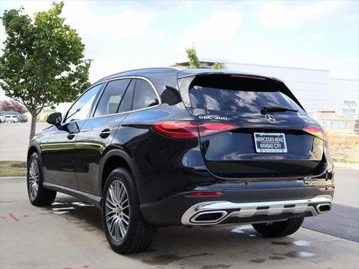 2024 Mercedes-Benz GLC 300 4MATIC