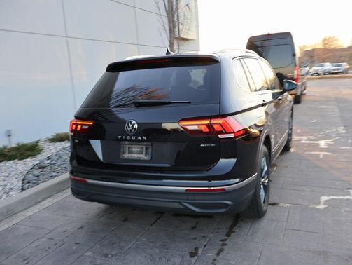 2022 Volkswagen Tiguan 2.0T SE 4MOTION