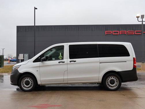 2023 Mercedes-Benz Metris Base