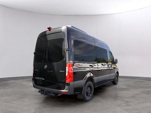 2025 Mercedes-Benz Sprinter 2500 Standard Roof