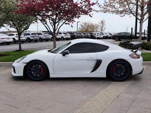 2016 Porsche Cayman GT4