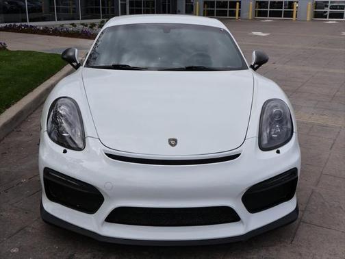 2016 Porsche Cayman GT4