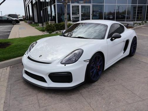 2016 Porsche Cayman GT4