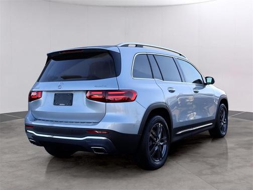 2025 Mercedes-Benz GLB 250 4MATIC