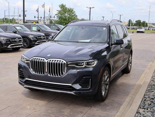 Arctic Gray Metallic 2020 BMW X7 xDrive40i