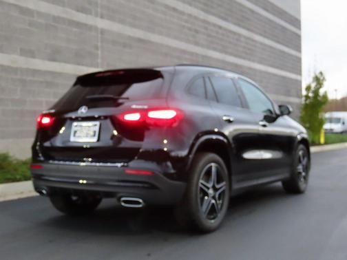 2025 Mercedes-Benz GLA 250 4MATIC