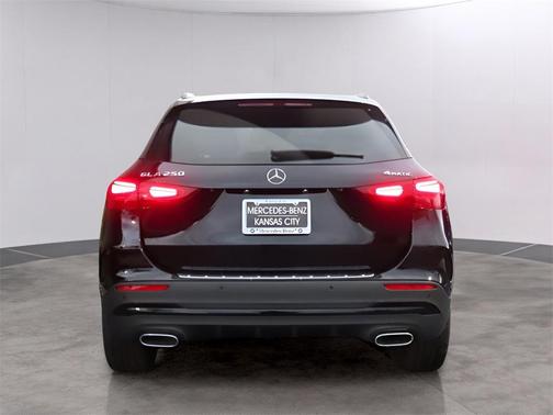 2025 Mercedes-Benz GLA 250 4MATIC