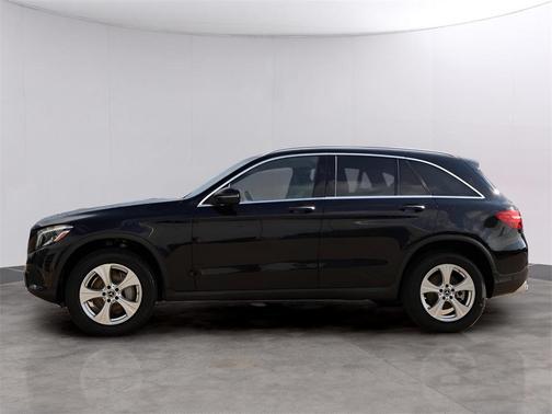 2017 Mercedes-Benz GLC 300 4MATIC