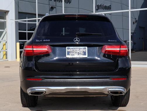 2017 Mercedes-Benz GLC 300 4MATIC