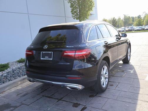2017 Mercedes-Benz GLC 300 4MATIC