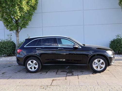 2017 Mercedes-Benz GLC 300 4MATIC