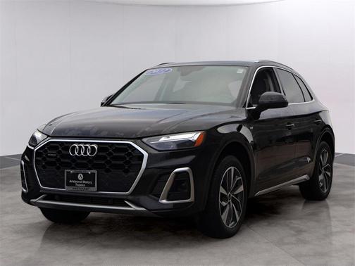 2022 Audi Q5 45 S line Premium