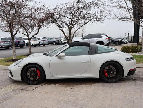 2023 Porsche 911 Targa 4 GTS