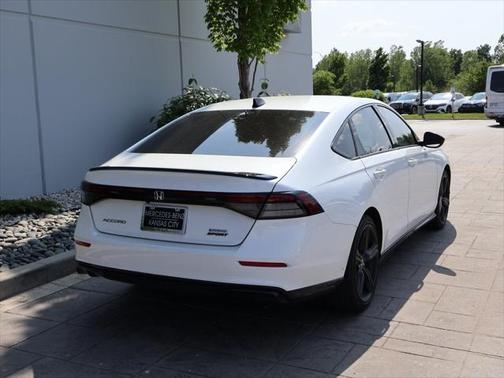 2023 Honda Accord Hybrid Base