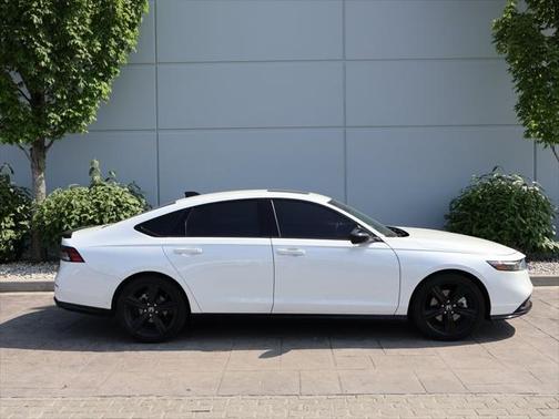 2023 Honda Accord Hybrid Base