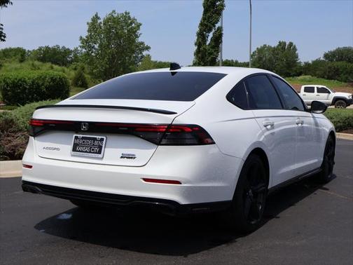 2023 Honda Accord Hybrid Base
